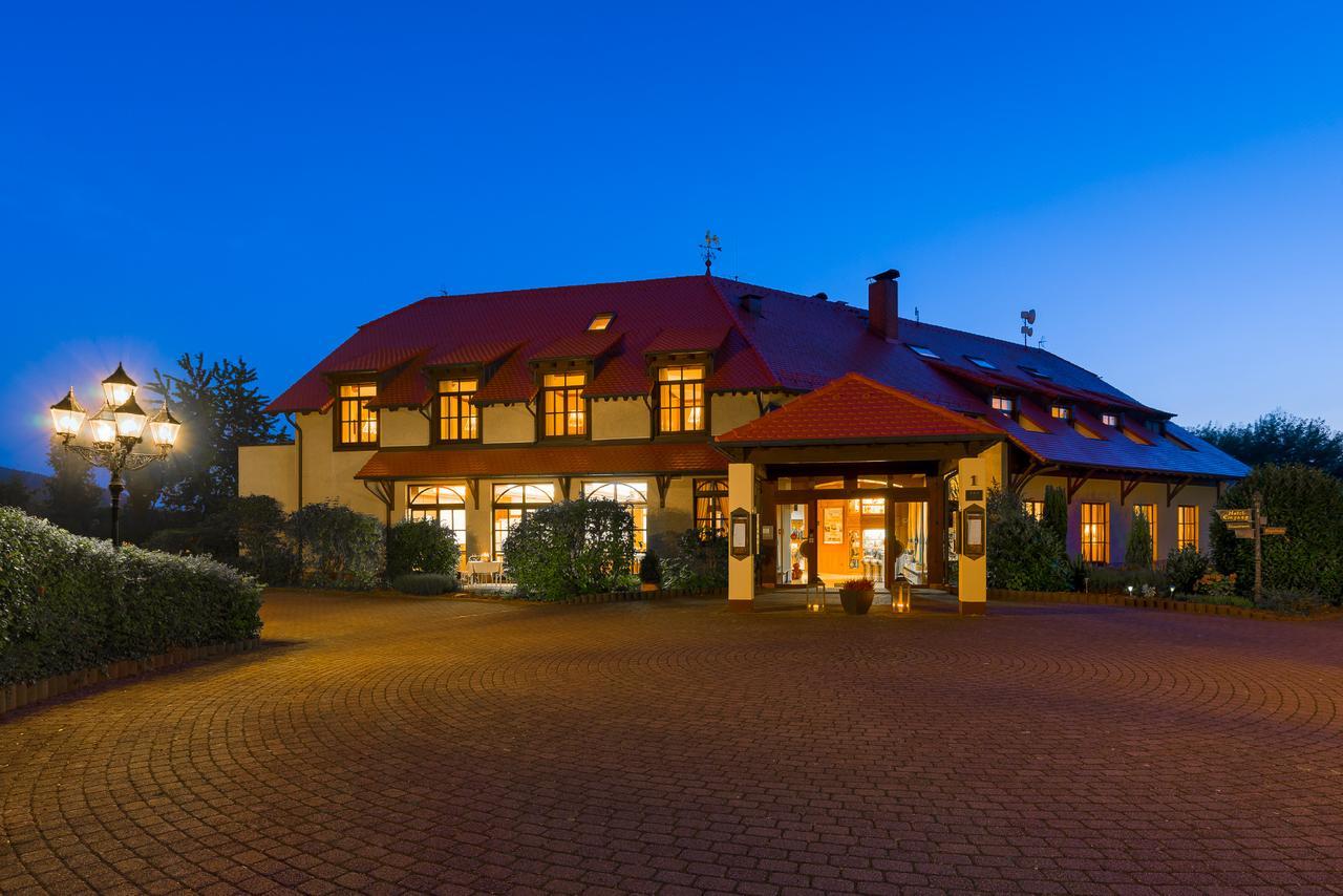 Krone Am Park - Gaestehaus Des Hotel Krone Alzenau in Unterfranken Exterior foto